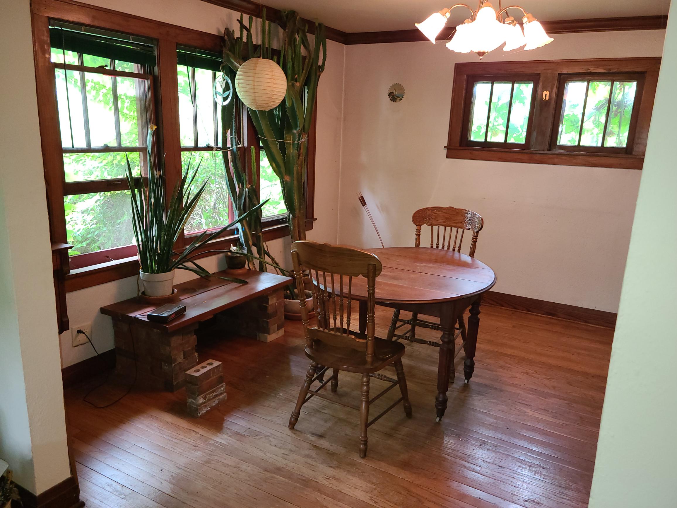 Diningroom-2